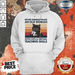 Never Underestimate An Old Woman With Cats Vintage Retro Hoodie