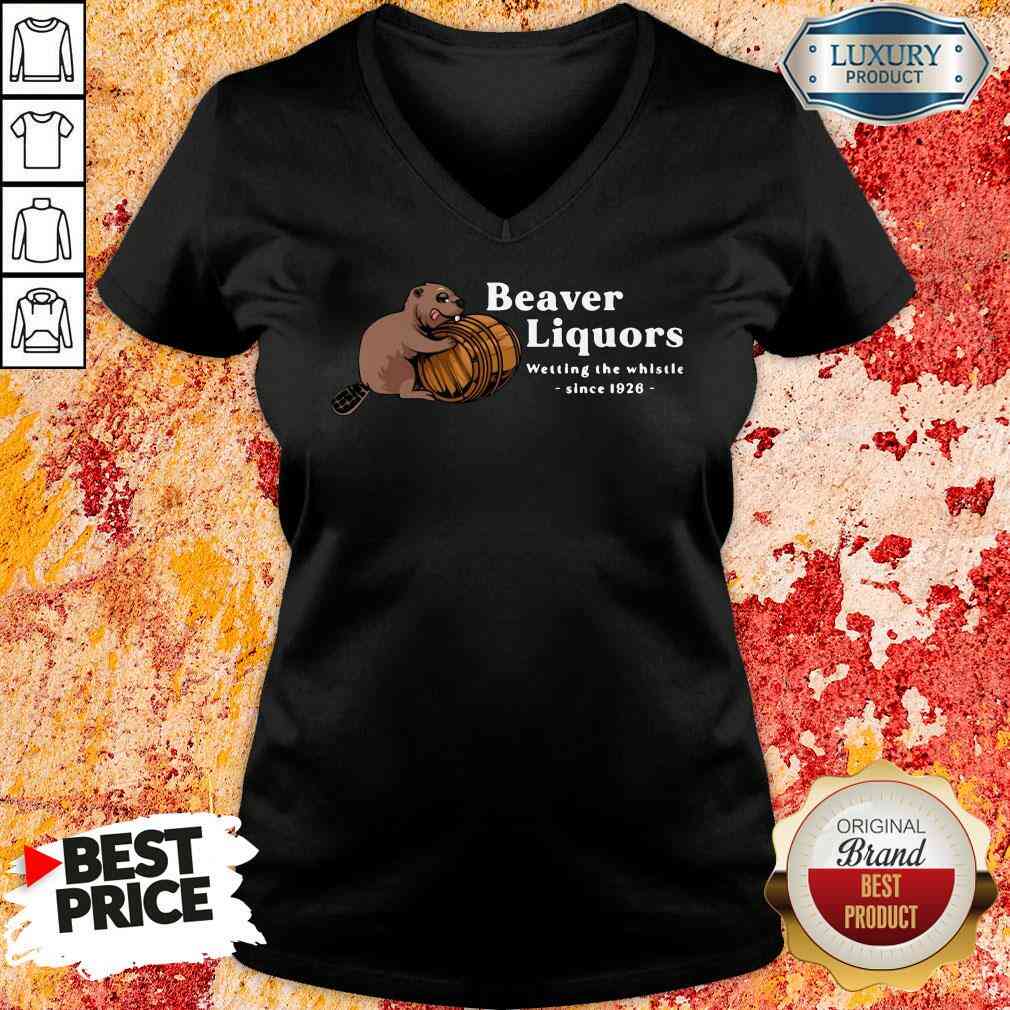 Hot Beaver Liquors Wetting The Whistle Since 1926 V-neck-Design By Soyatees.com