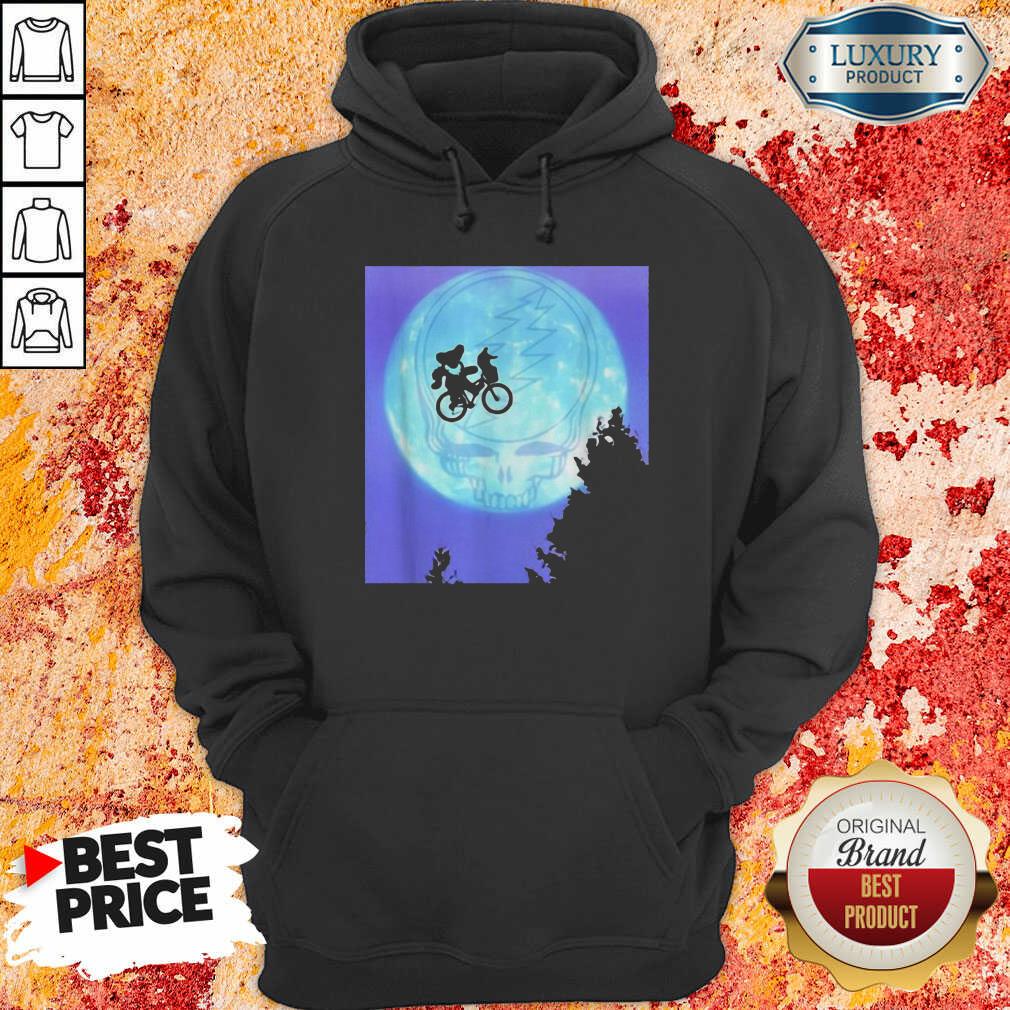  Bear Cycling The Moon Grateful Dead Hoodie-Design By Soyatees.com
