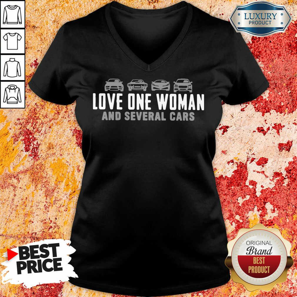 Love One Woman And 1 Several Cars V-neck - Design by Soyatees.com